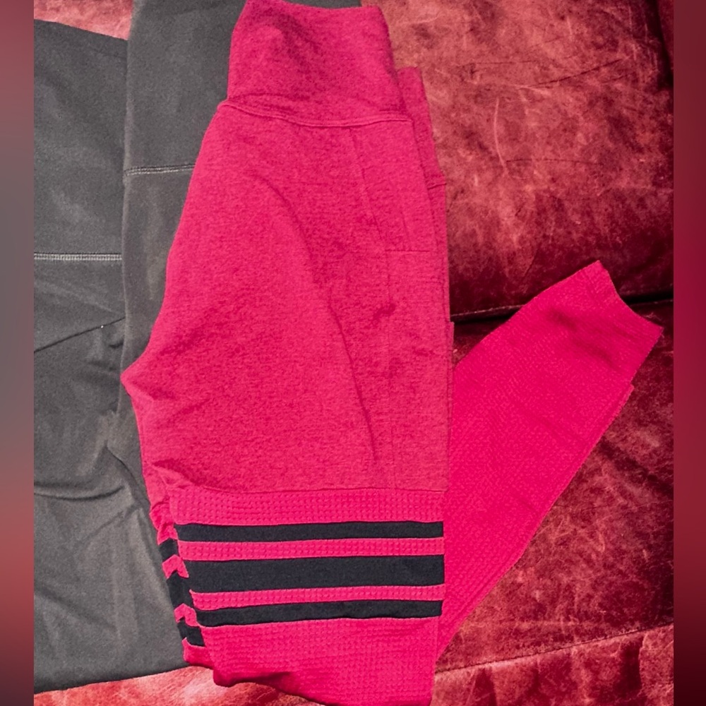 Bombshell Leggings- Red